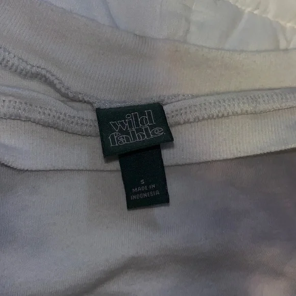 Cropped White & Grey Sweatshirt - Picture 2 of 3